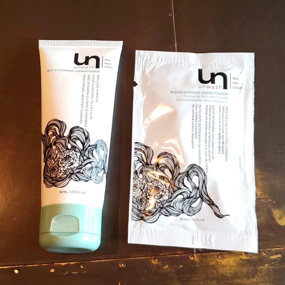 NEW UnWash Bio Cleansing Conditioner. Perfect travel size LOT OF 2 NEW
